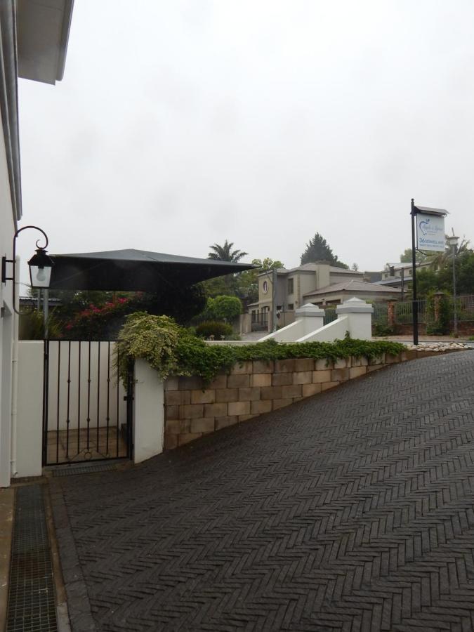 Apple And Spice Guest House George Exterior photo